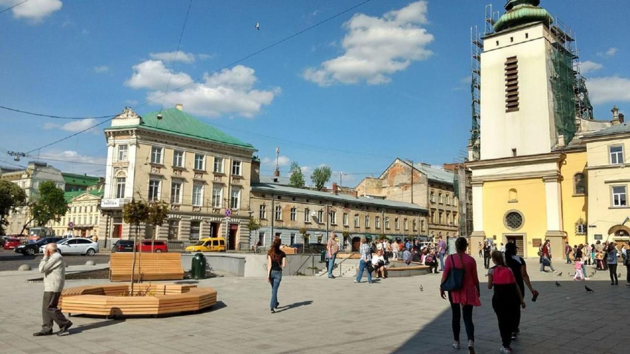 Apartment On Filatova 10/1 Lviv Ngoại thất bức ảnh